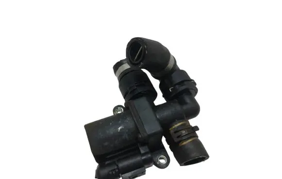 Volkswagen PASSAT B6 Coolant heater control valve 1K0820036D