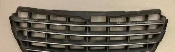 Chrysler Pacifica Front grill 04857626AA 80207 15740ASM