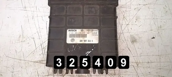 Volkswagen Golf III Engine control unit/module 0261203316