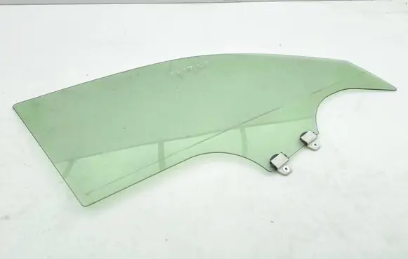 Honda HR-V Front door window glass four-door 43r00019