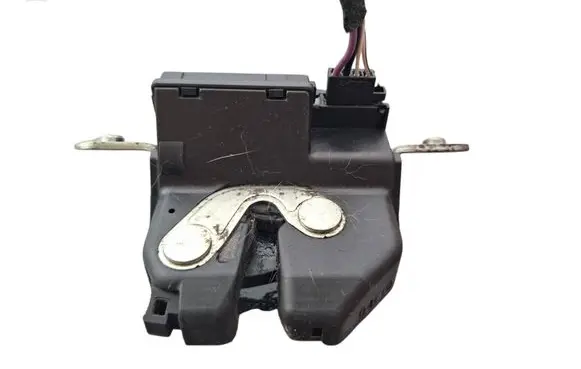 Fiat Bravo Tailgate/trunk/boot lock/catch/latch 04710