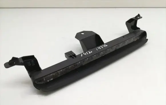 Volvo V70 Third/center stoplight 30763884 165111-10