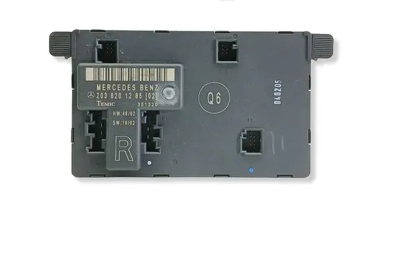 Mercedes-Benz C W203 Door control unit/module 2038201285