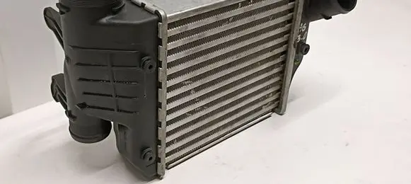 Audi A6 S6 C6 4F Intercooler radiator