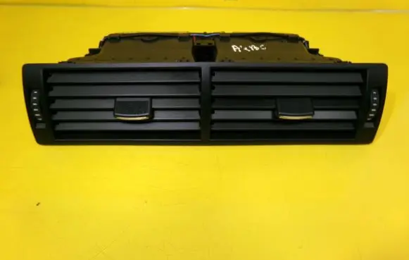 Audi A4 S4 B6 8E 8H Dash center air vent grill 438201 43820006