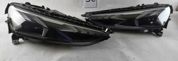 Audi E-tron GT Headlight/headlamp 4J3941085