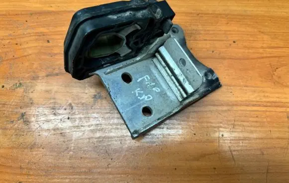 BMW 5 F10 F11 Bottom radiator support slam panel 7186514 7207152 7211162