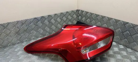 Ford Focus Rear/tail lights F1EB13405BC