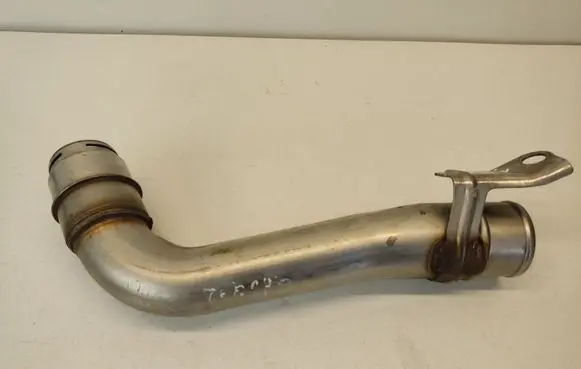 Nissan Qashqai+2 Intercooler hose/pipe