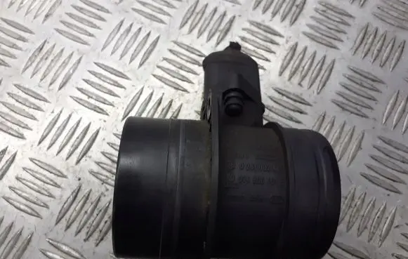 Audi A4 S4 B7 8E 8H Mass air flow meter 074906461B