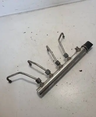 BMW X3 F25 Fuel main line pipe 7585411