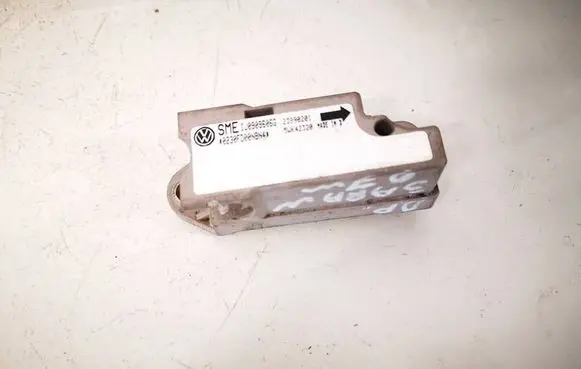 Ford Galaxy Airbag deployment crash/impact sensor 1J0909606G