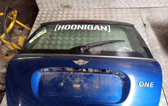 Mini One - Cooper R50 - 53 Tailgate/trunk/boot lid