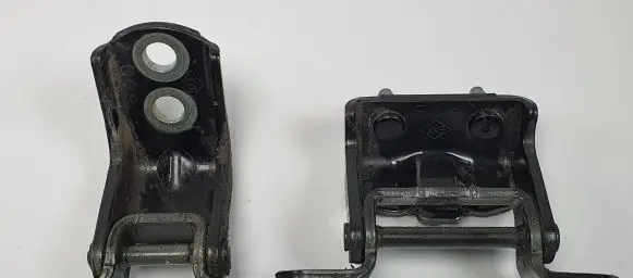 Renault Koleos I Rear door hinge set 