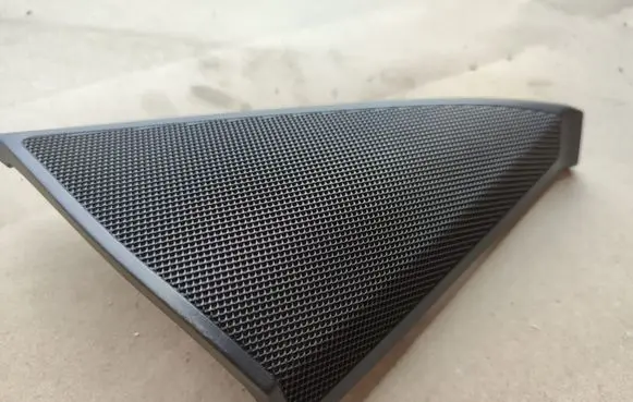 Mercedes-Benz C W204 Side speaker trim/cover A2047200248RE