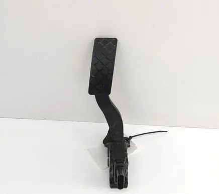 Skoda Superb B8 (3V) Accelerator throttle pedal 5Q1723503H 6PV010621