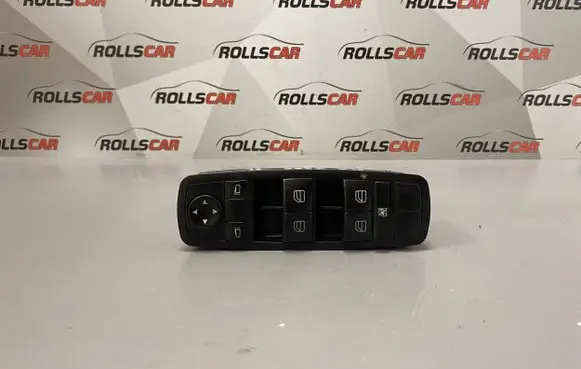 Mercedes-Benz B W245 Electric window control switch A1698206610