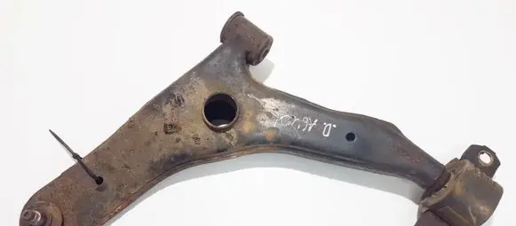 Volvo S40, V40 Front lower control arm/wishbone