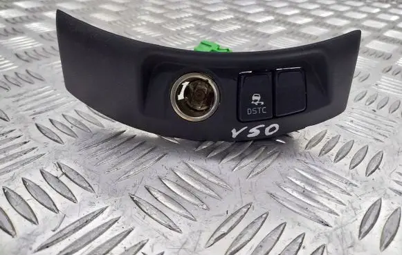 Volvo V50 Cigarette lighter front 8686026