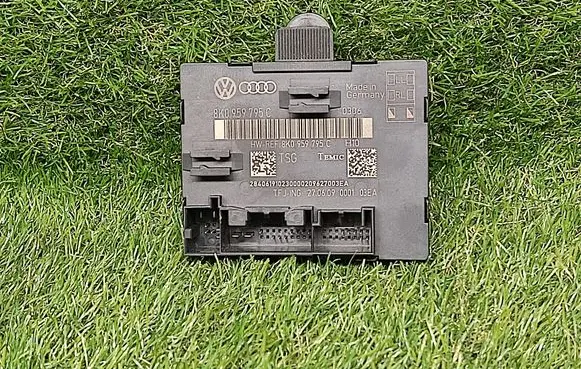 Audi Q5 SQ5 Door control unit/module 8K0959795C