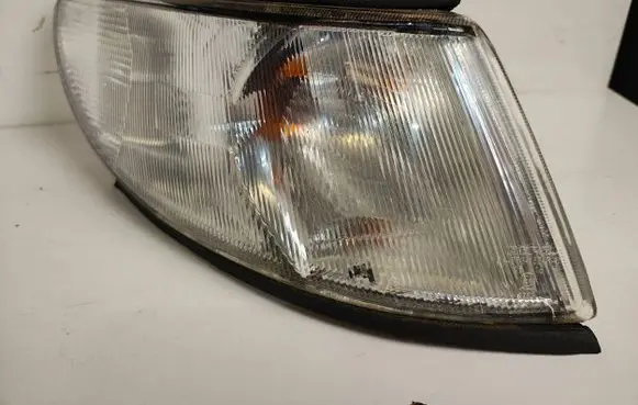 Saab 9-3 Ver1 Front indicator light 017721504RC 087721504R