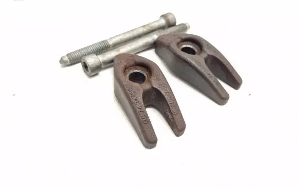 Ford Mondeo MK V Fuel Injector clamp holder 9674341880
