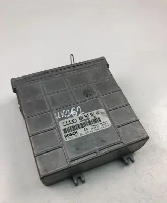 Audi A4 S4 B5 8D Engine control unit/module ECU 8D0907557HX 0261203941