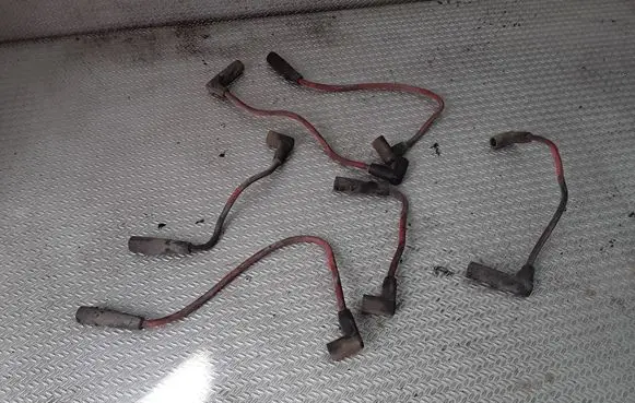 Jeep Cherokee Ignition plug leads 