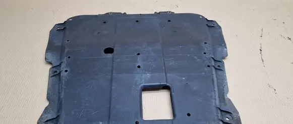 Dacia Sandero Engine splash shield/under tray 758900184R