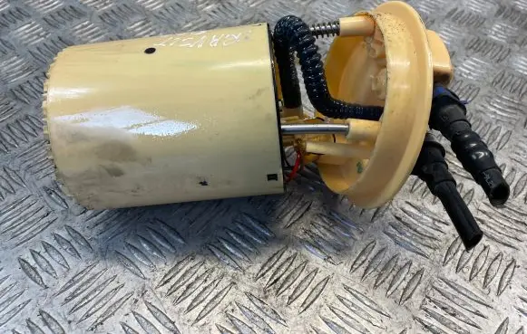 Ford Transit Courier Fuel injection high pressure pump