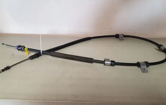 Fiat 500E Handbrake/parking brake wiring cable 68106170AC