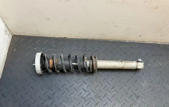 BMW 5 E60 E61 Rear shock absorber/damper 6770453 E60H008BX 105413