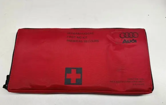 Audi A4 S4 B8 8K First aid kit 8K0860282