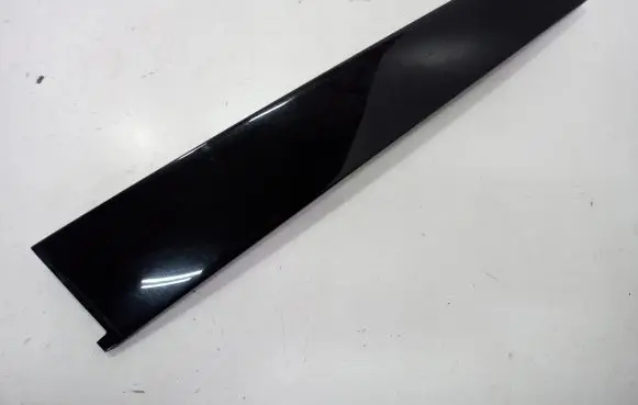 Citroen C4 II Picasso Front door trim (molding) 9677074480