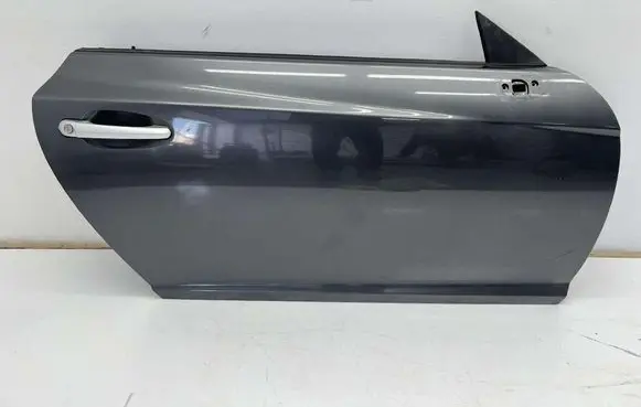 Chrysler Crossfire Front door