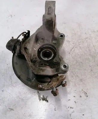 Toyota Prius (XW30) Front wheel hub 