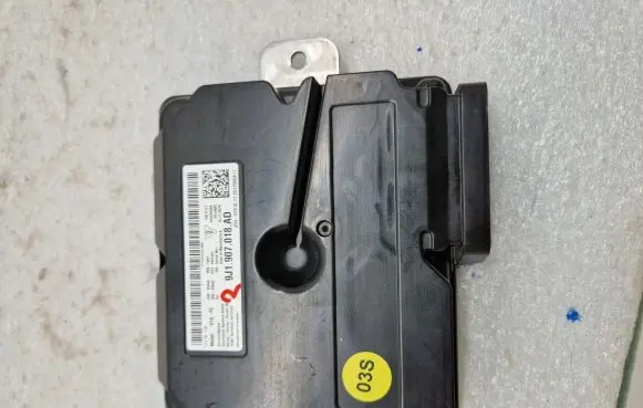 Porsche Taycan 9J1 Other control units/modules 9J1907018AD