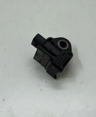 Mercedes-Benz GLC C253 Airbag deployment crash/impact sensor A2139051300