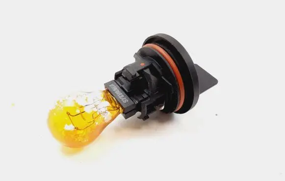 Mercedes-Benz GL X164 Rear tail light bulb 