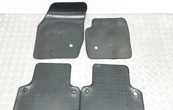 Volvo XC60 Car floor mat set 