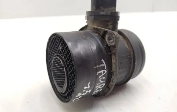 Volkswagen Touareg I Mass air flow meter 074906461B 0281002461