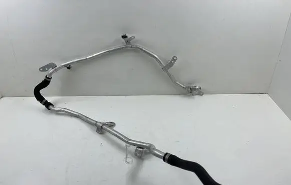 BMW 5 G30 G31 Engine coolant pipe/hose 8596350 8596349