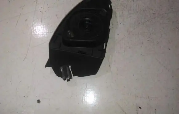 Chrysler 300M Front door speaker 04760373