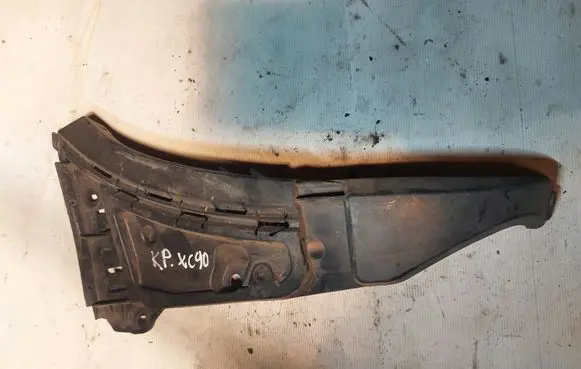 Volvo XC90 Front bumper mounting bracket 08620563