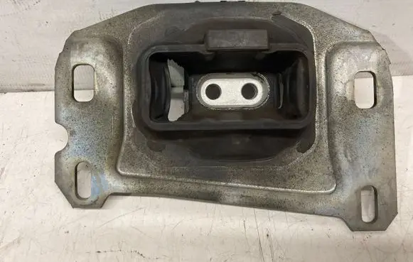 Opel Grandland X Gearbox mount 9807420980 9673768480 9812667680