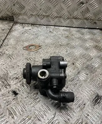 Volkswagen Golf IV Power steering pump
