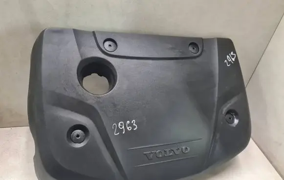 Volvo V40 Engine cover (trim) 31368888