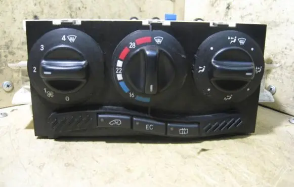 Mercedes-Benz A W168 On-board computer control switch K1142981688300485
