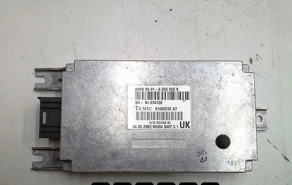 BMW 7 E65 E66 Engine control unit/module 84.41-6933602.9