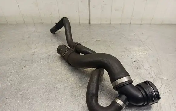 Porsche Cayenne (92A) Engine coolant pipe/hose 7P6122291G